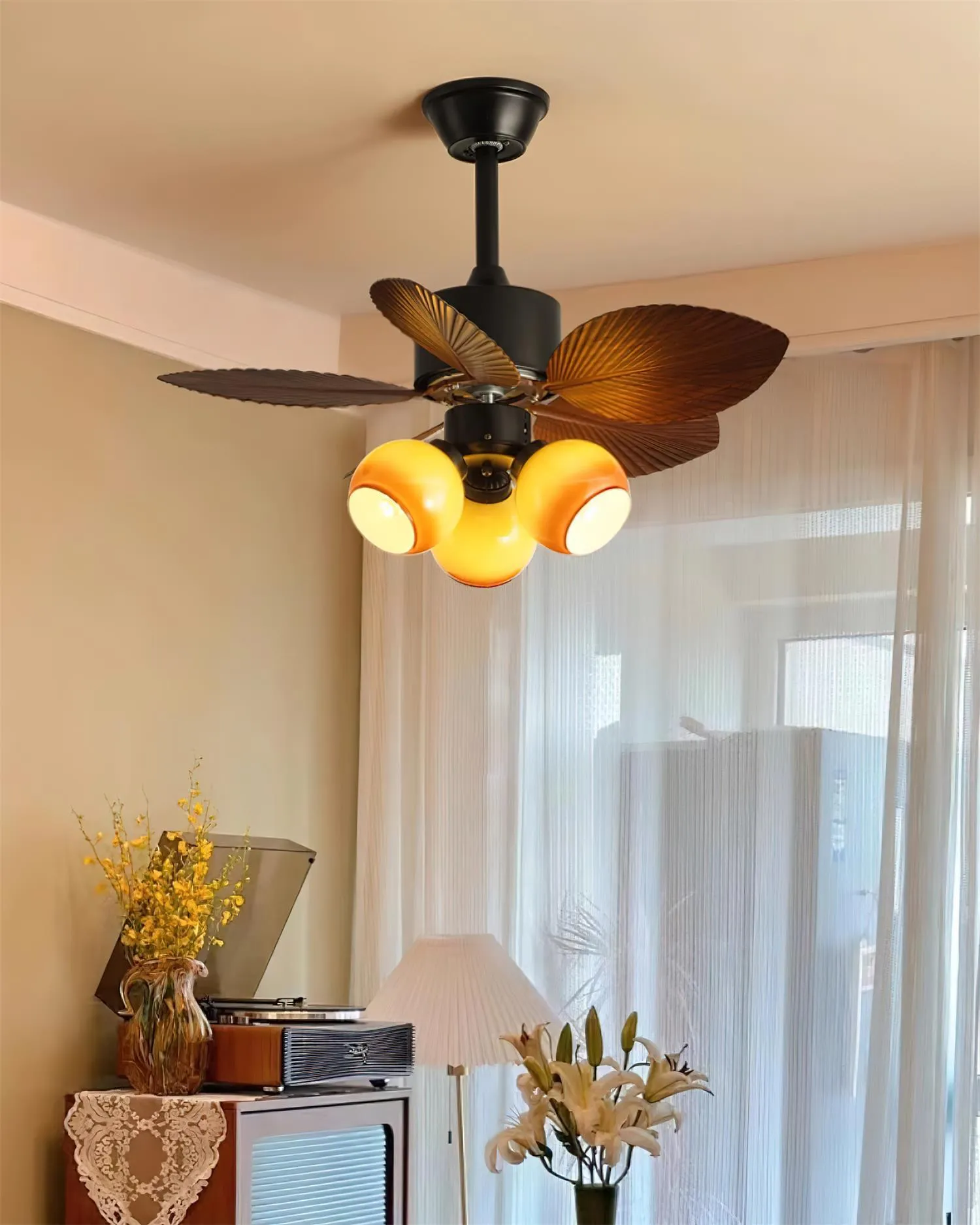 Banana Leaf Breeze Ceiling Fan Light