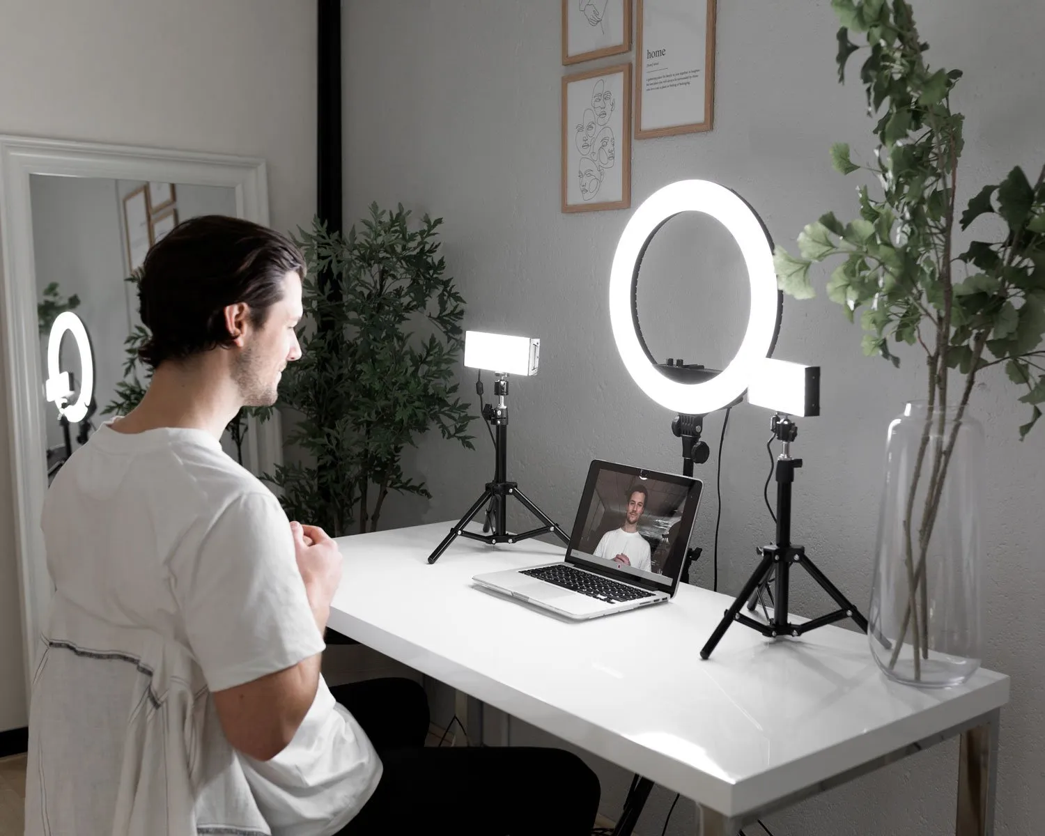 Complete Beauty Studio Diamond Luxe Ring Light & 9" LED Panel Lighting Kit