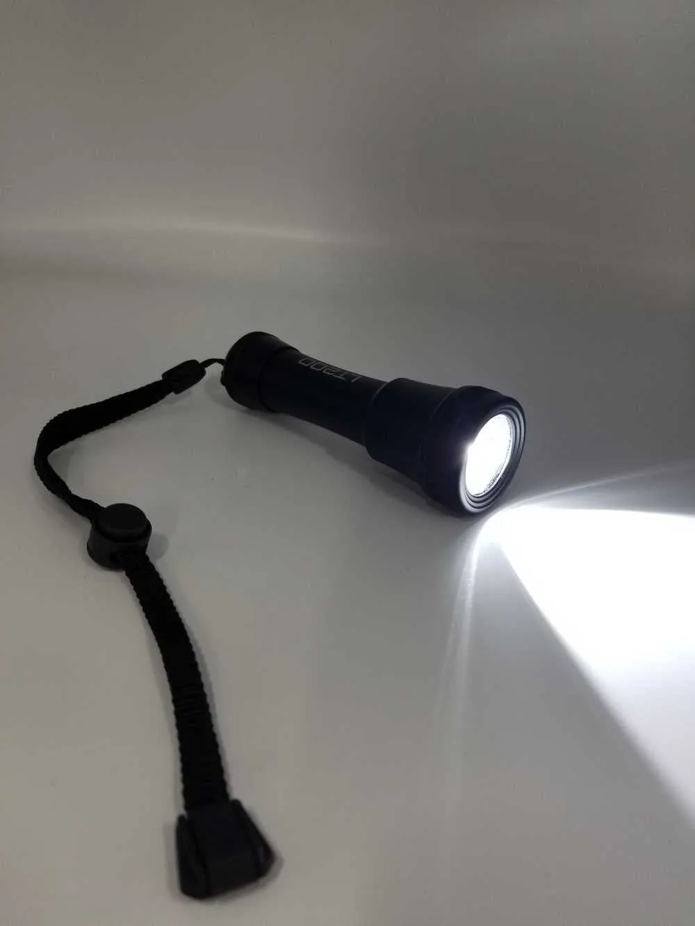 Open Box - XS Scuba LT200 3W LED Dive Light