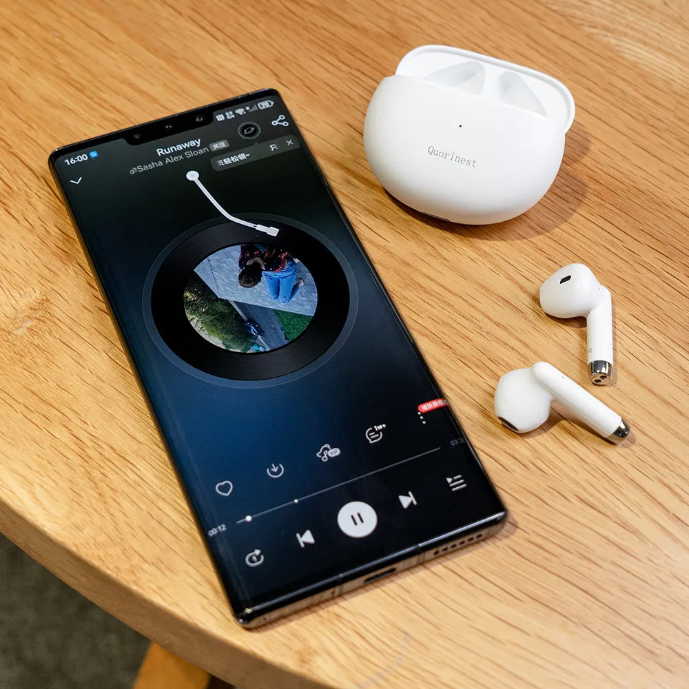Quorinest TWS Earbuds Support Wireless Charging