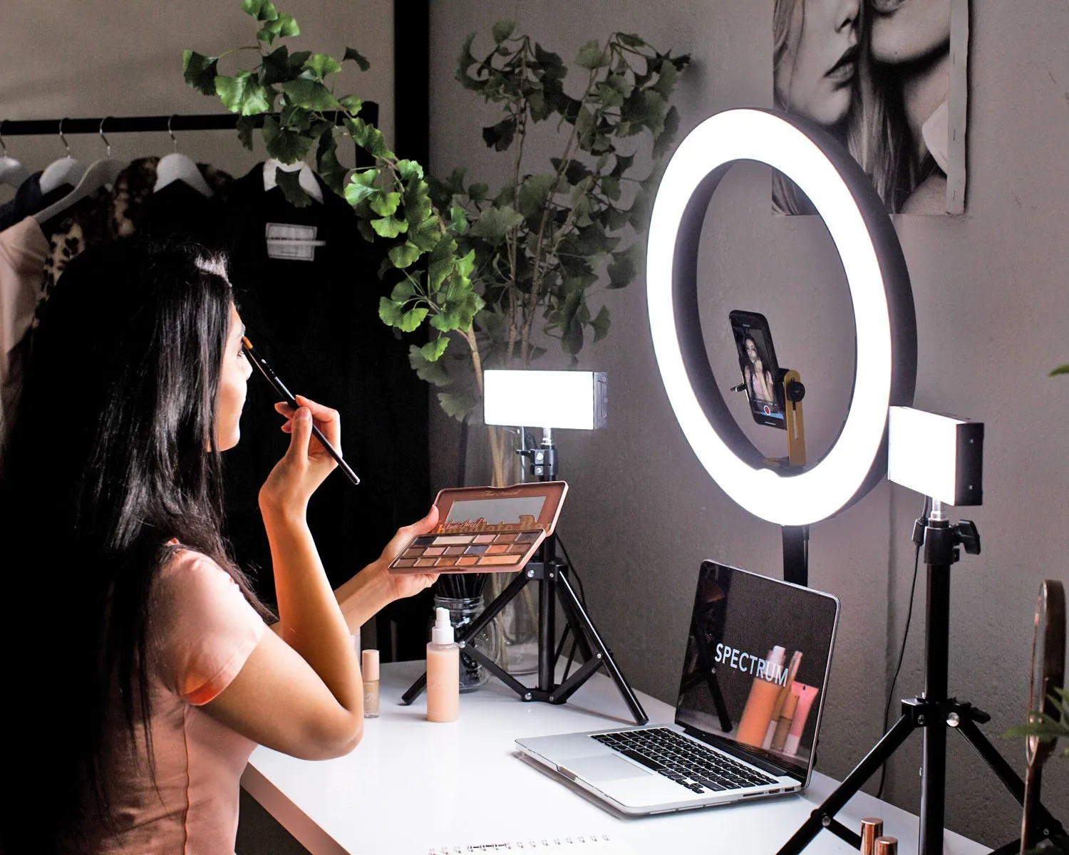 Spectrum Aurora Gold Luxe II with 9" Crystal Luxe Complete Ring Light Desk Kit