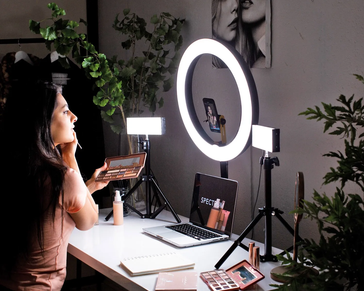 Spectrum Aurora Gold Luxe II with 9" Crystal Luxe Complete Ring Light Desk Kit